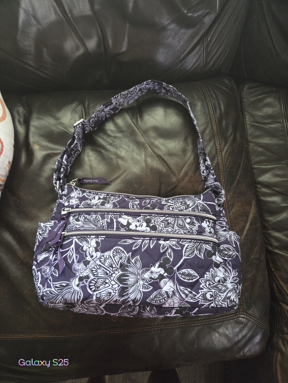 disney vera bradley flirty floral tonal triple zip shoulder bag